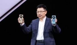 华为 Mate80 居然降价了