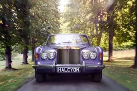 劳斯莱斯险路电动版亮相：800伏平台加持，纯手工打造限量60台 ...