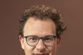 Anthropic CEO 暗讽谷歌、OpenAI：我们专心搞企业 AI，活得挺滋润