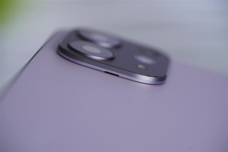 无感握持、出片惊艳！vivo S50首发全面评测：颜值与实力并存的全能旗舰