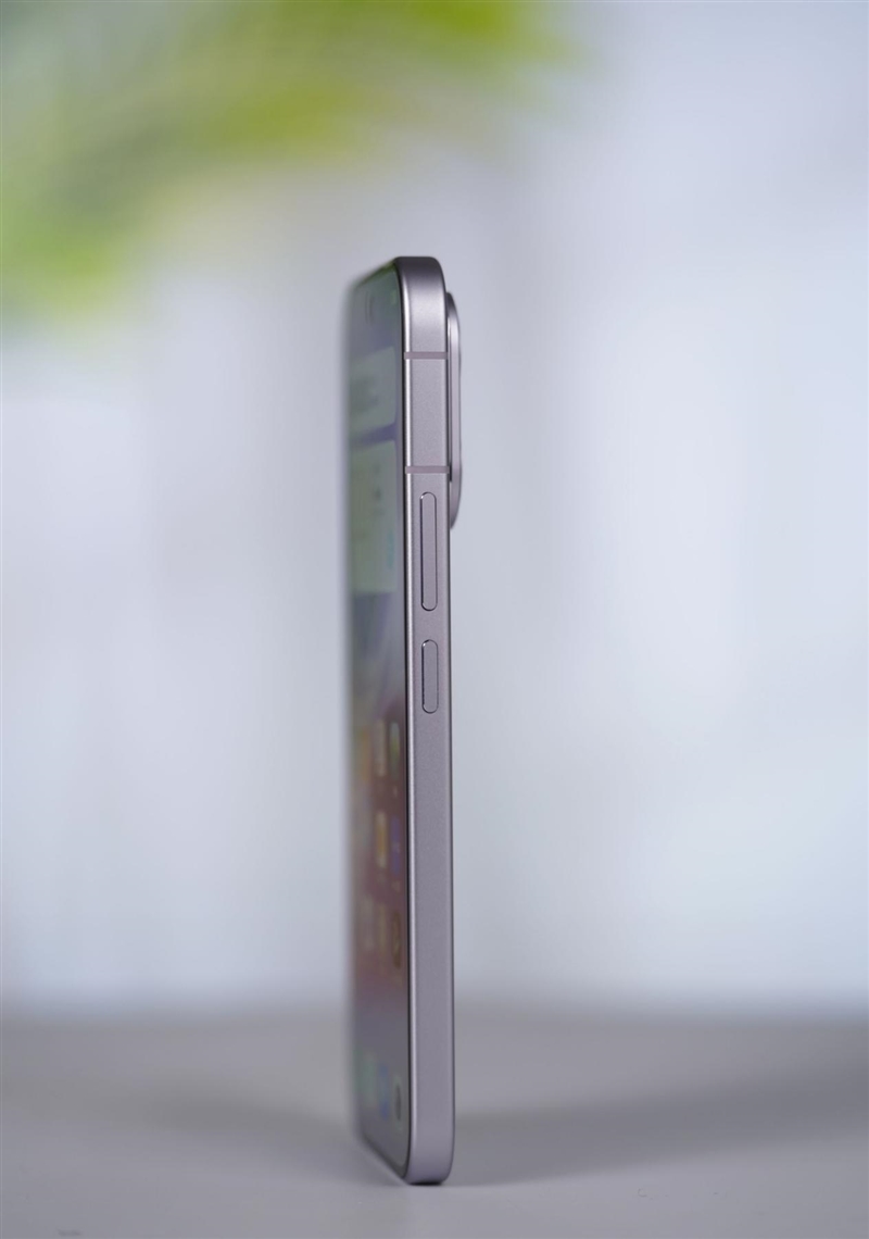 无感握持、出片惊艳！vivo S50首发全面评测：颜值与实力并存的全能旗舰